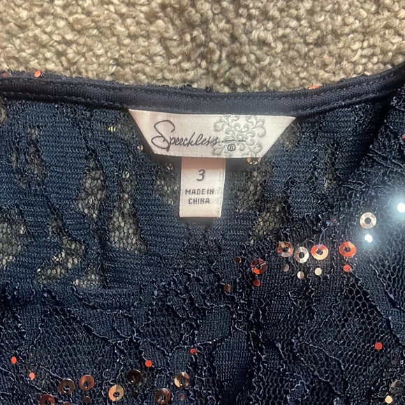 3/$15. Jr Prom Dres 3 - Picture 4 of 5